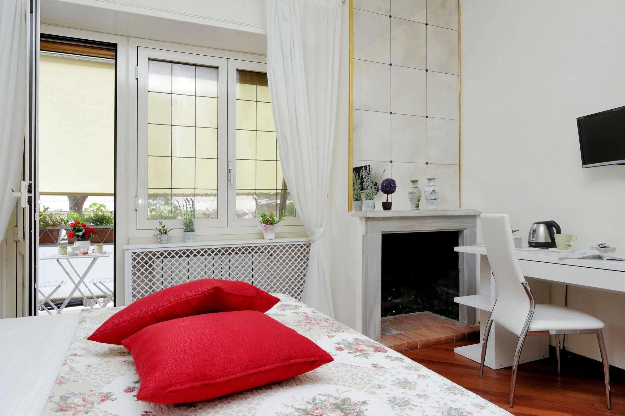 San Pietro Stazione 3* Rom